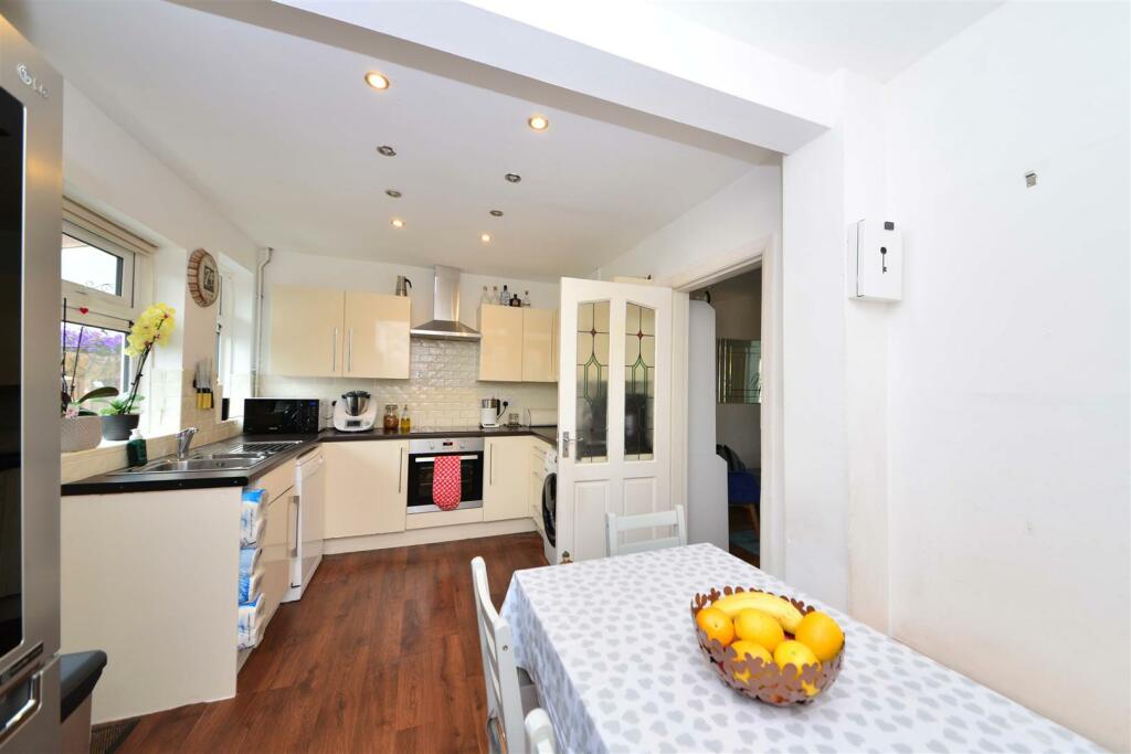 Additional property image - Derwent Road, Stirchley, Birmingham