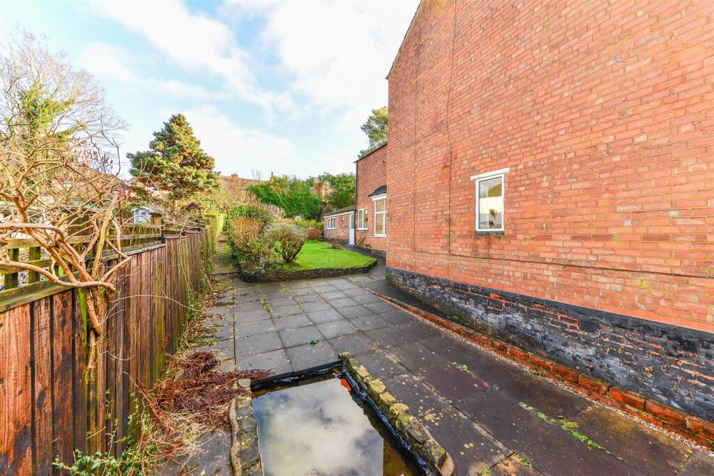 Additional property image - Avenue Road, Kings Heath, Birmingham