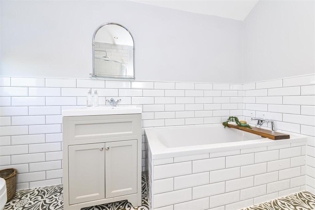 Additional property image - May Lane, Kings Heath, Birmingham