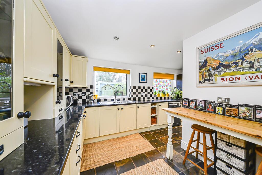 Additional property image - Institute Road, Kings Heath, Birmingham