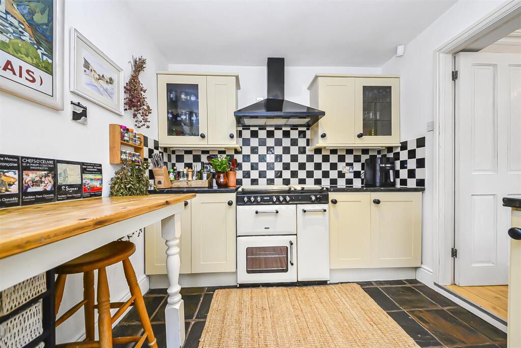 Additional property image - Institute Road, Kings Heath, Birmingham