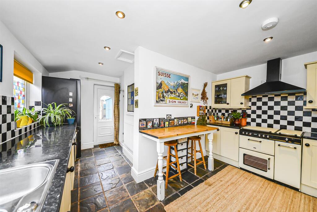 Additional property image - Institute Road, Kings Heath, Birmingham