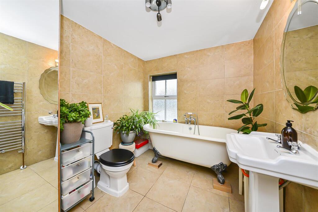 Additional property image - Institute Road, Kings Heath, Birmingham