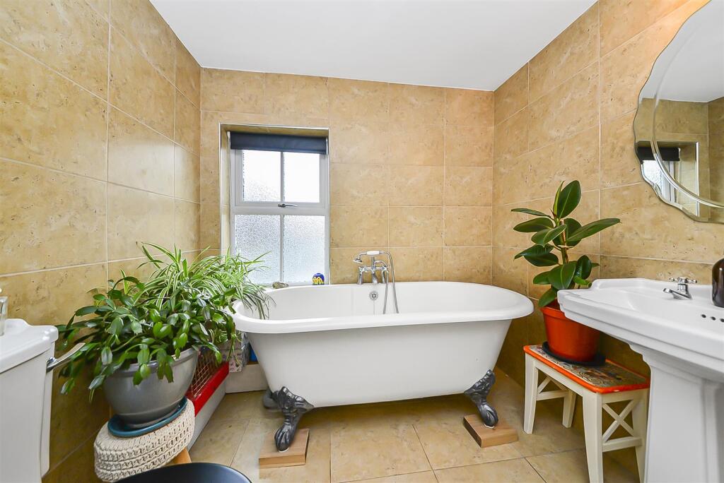 Additional property image - Institute Road, Kings Heath, Birmingham