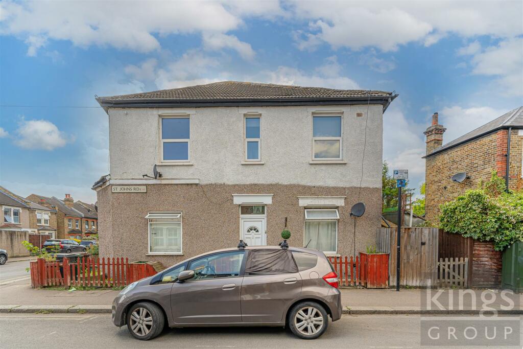 2 bedroom flat for sale in St. Johns Road, Walthamstow, E17