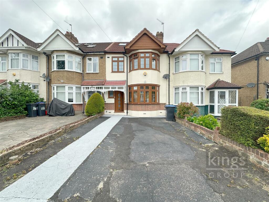 3 bedroom terraced house for sale in Ladysmith Road, Enfield, EN1