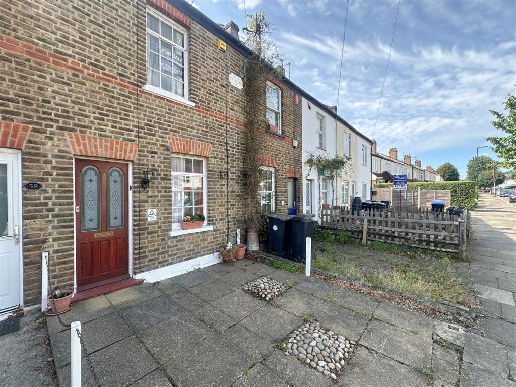 Main image of property: Barrowell Green, London