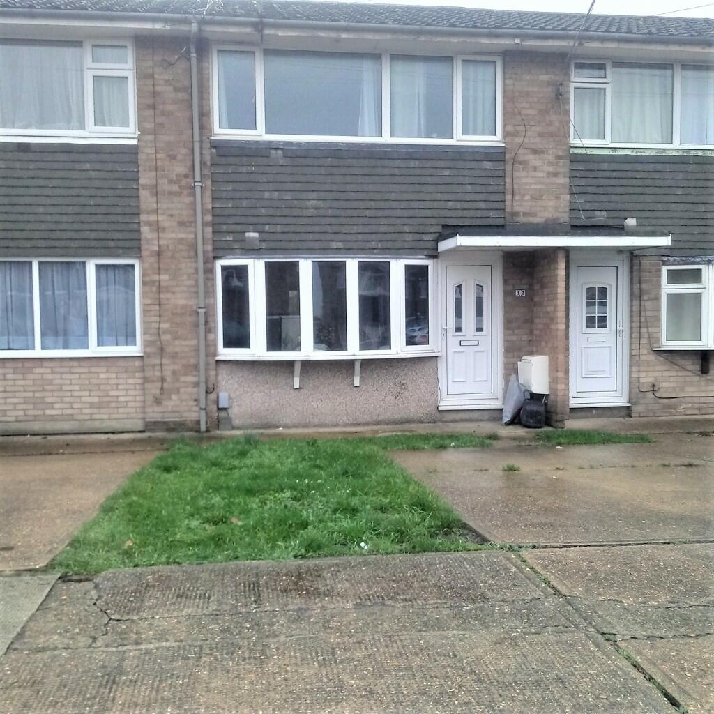 Main image of property: Chaucer Close, Tilbury, Essex, RM18