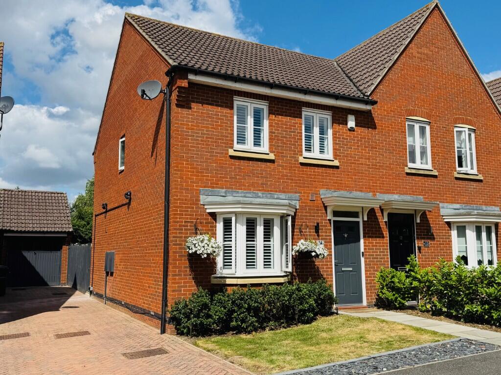 Main image of property: Litten Close, Romford, London, RM5