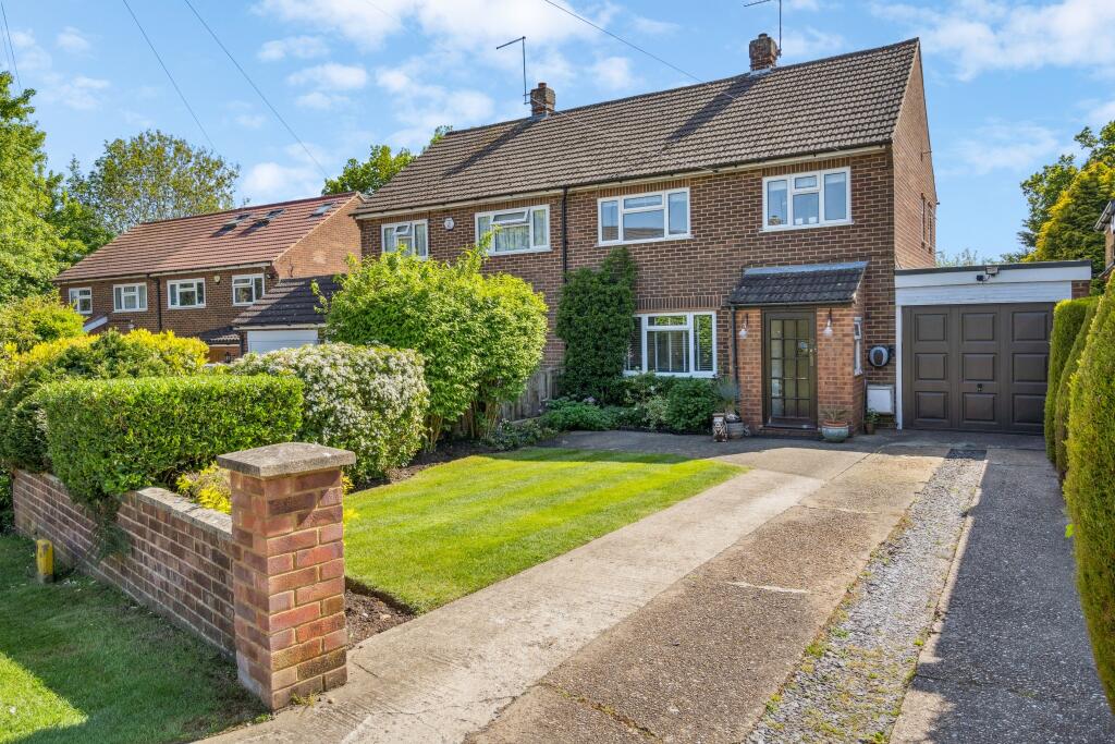 Main image of property: Pomeroy Close, Amersham