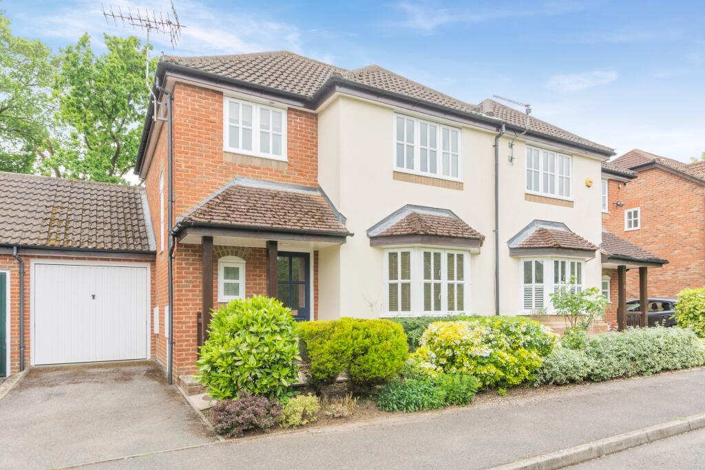 Main image of property: The Farthings, Chesham Bois