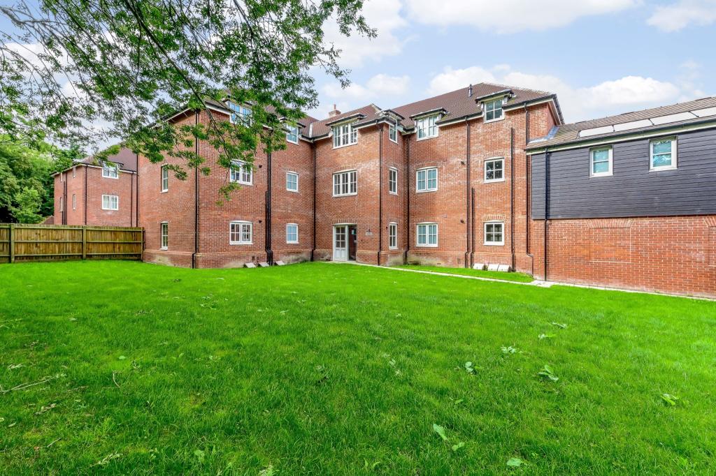 2 bedroom coach house for sale in Brayfield Close, Chalfont St Giles, HP8