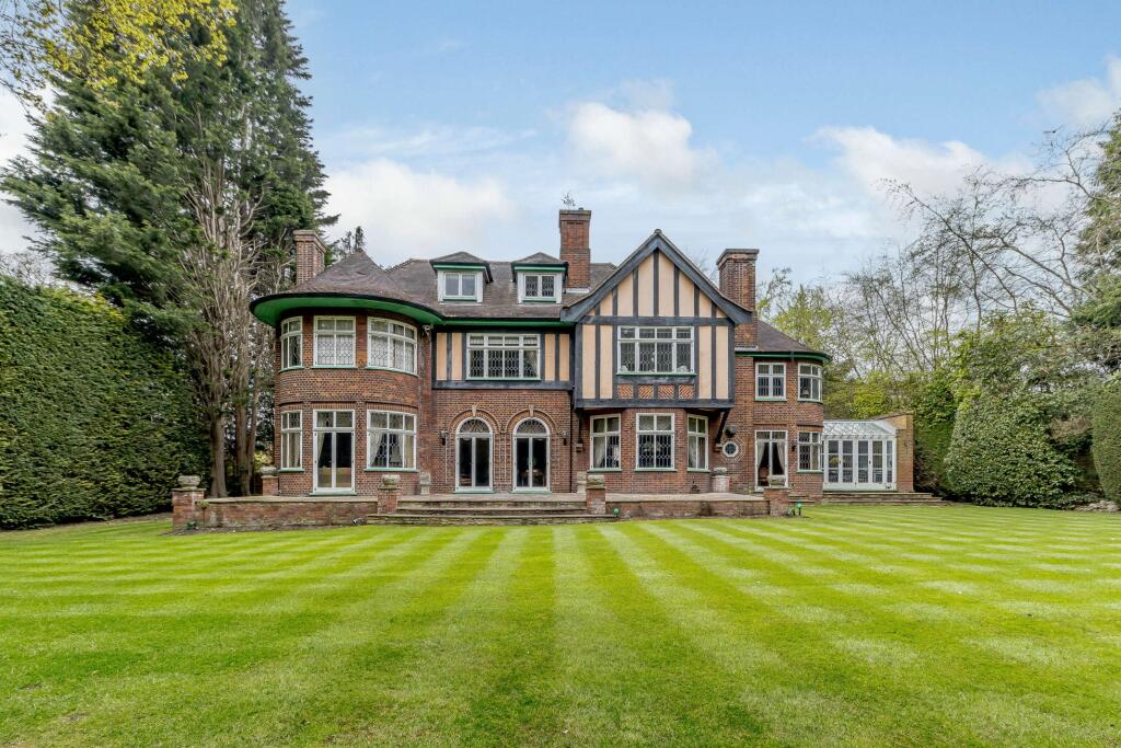 Main image of property: Temple Gardens, Moor Park, Rickmansworth