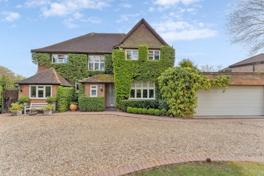 Main image of property: Bedford Road, Moor Park