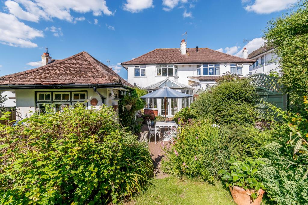 3 bedroom semidetached house for sale in Hillcroft Crescent, Oxhey