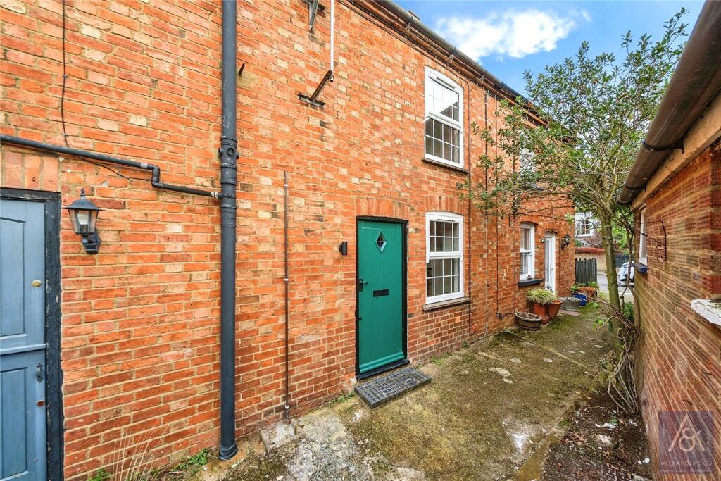 Main image of property: High Street, Whaddon, Milton Keynes