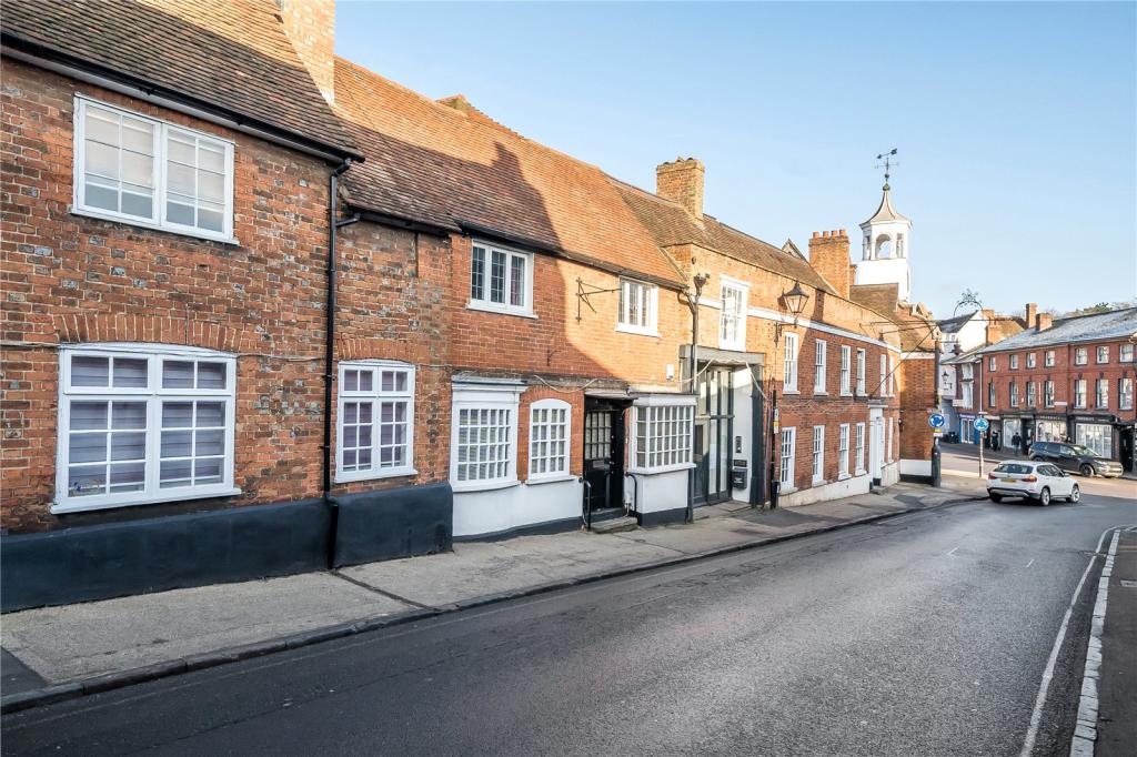 2 bedroom terraced house for sale in Woburn Street, Ampthill