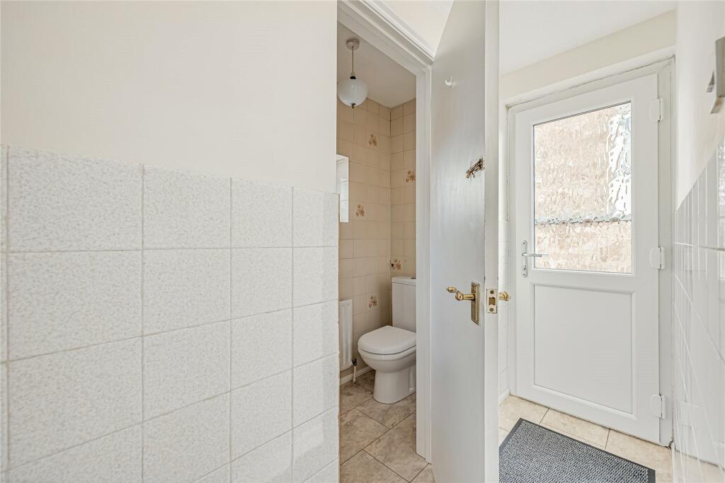 3 bedroom bungalow for sale in Aragon Road, Ampthill, Bedfordshire, MK45