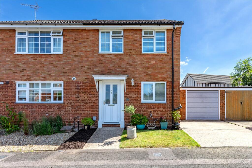 3 bedroom semidetached house for sale in Cobbitts Road, Maulden