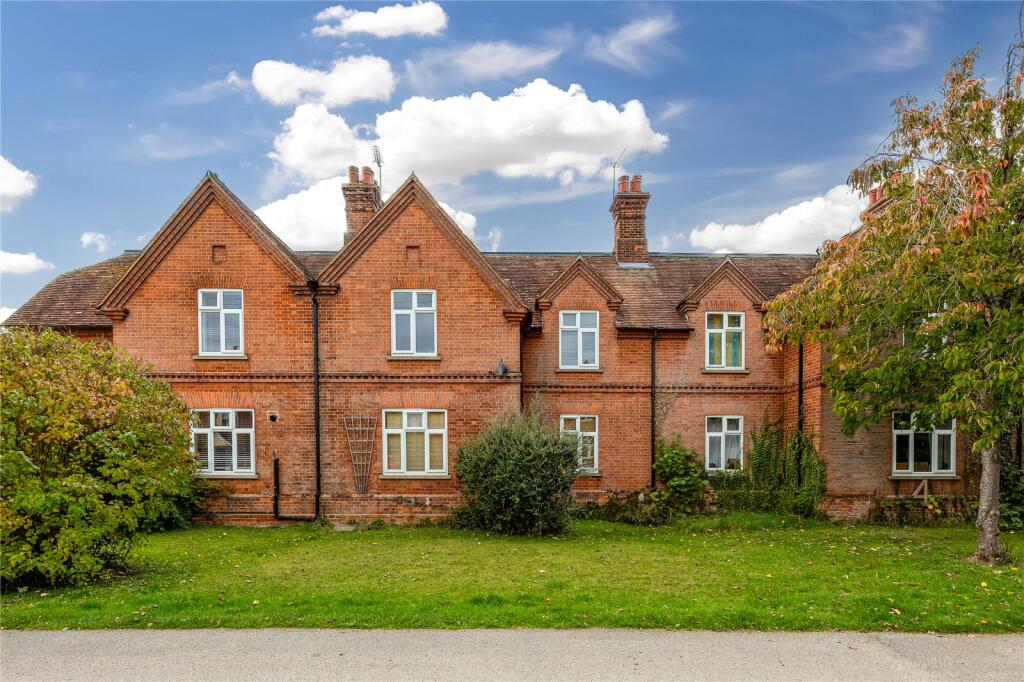Main image of property: London End, Woburn, Bedfordshire, MK17