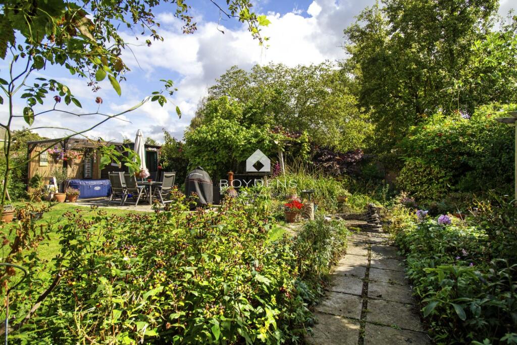 Additional property image - Easthorpe, Colchester