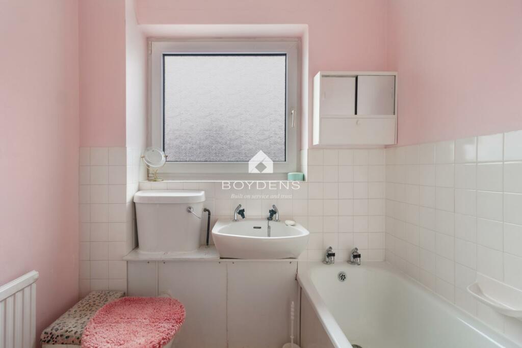 Additional property image - Mallard Close, Layer-de-la-Haye, Colchester