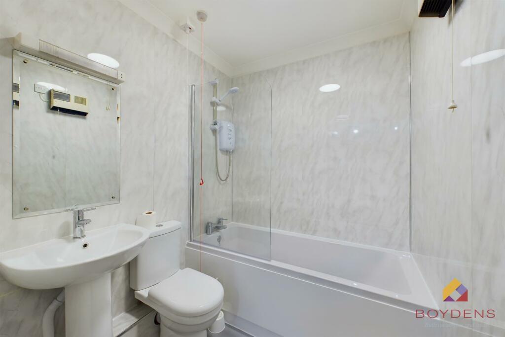 Additional property image - Maldon Court, Colchester