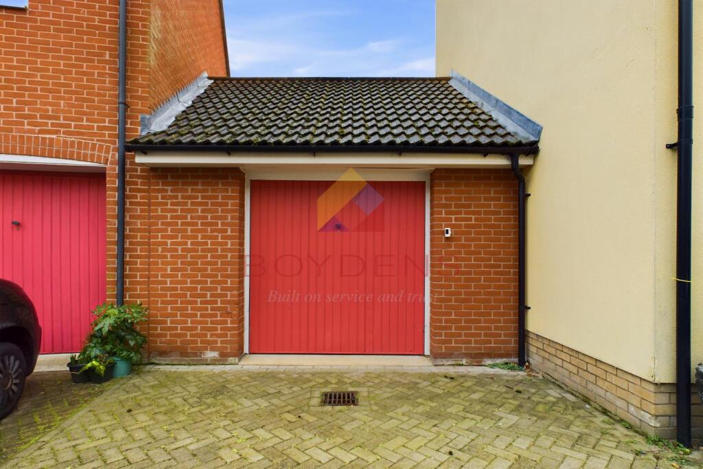 Additional property image - James Gore Drive, Colchester