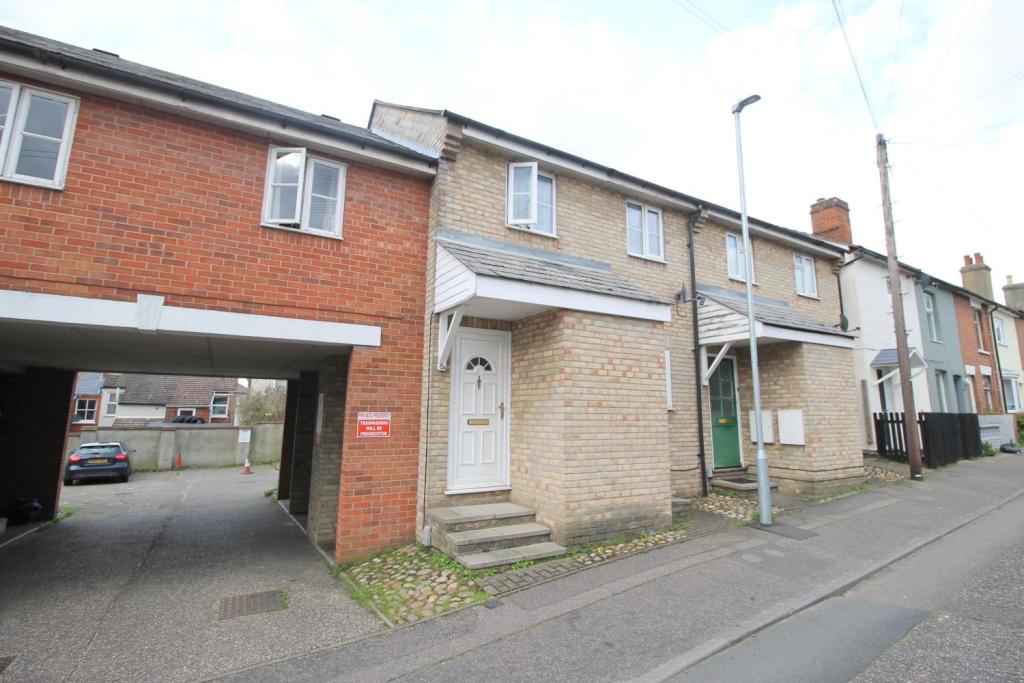 1 bedroom for rent in Fairfax Road, Colchester, Essex, CO2