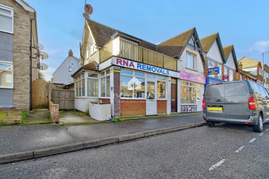 Commercial property for sale in AUCTION Commercial/Residential Investment, CO15