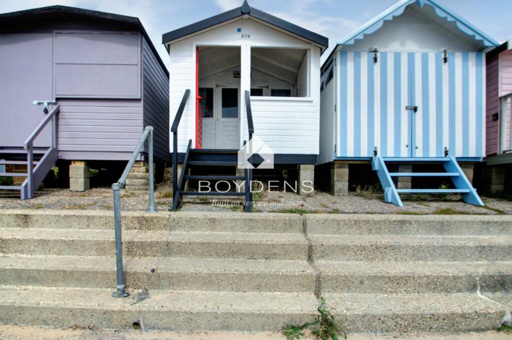 Main image of property: BEACH HUT, HIGH WALL, FRINTON ON SEA