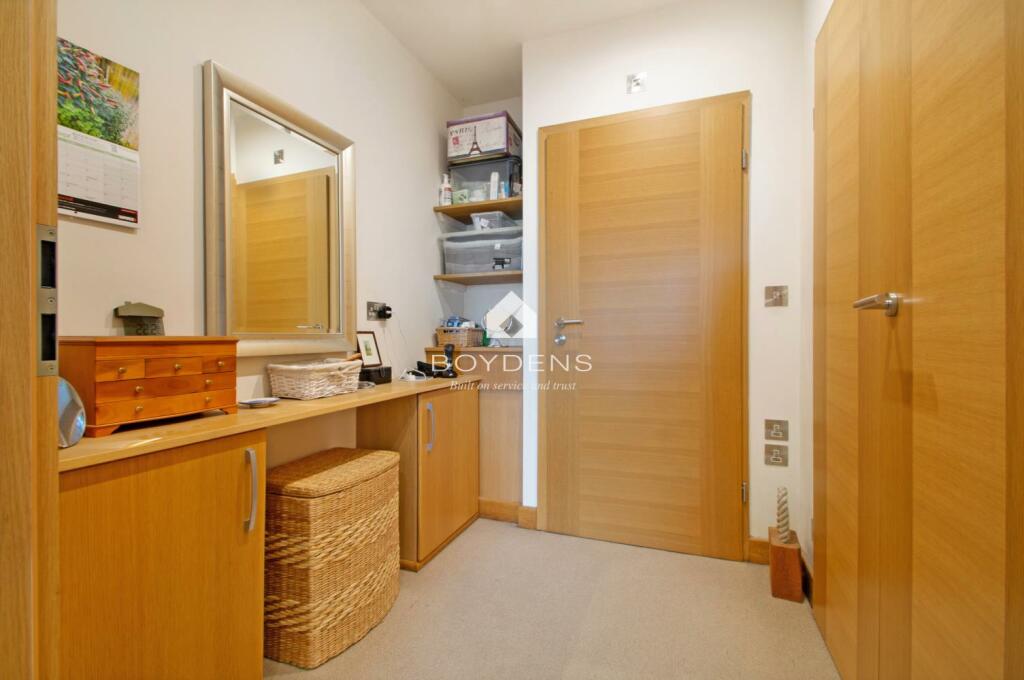 Additional property image - Cliff Way. Frinton on Sea