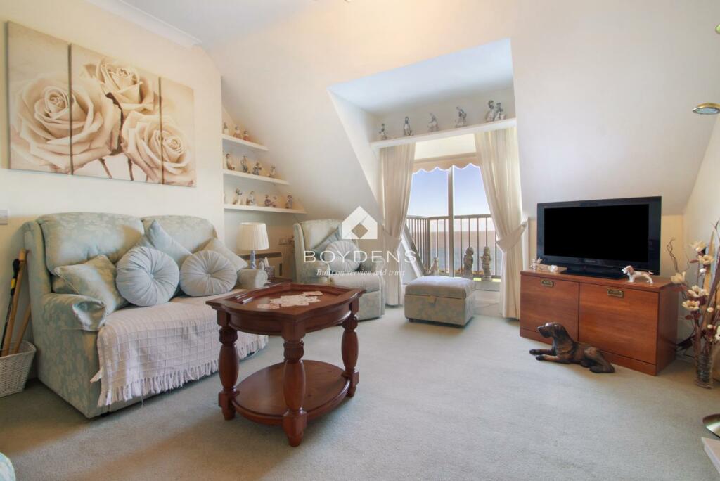 Additional property image - THE GRAND, FRINTON ON SEA