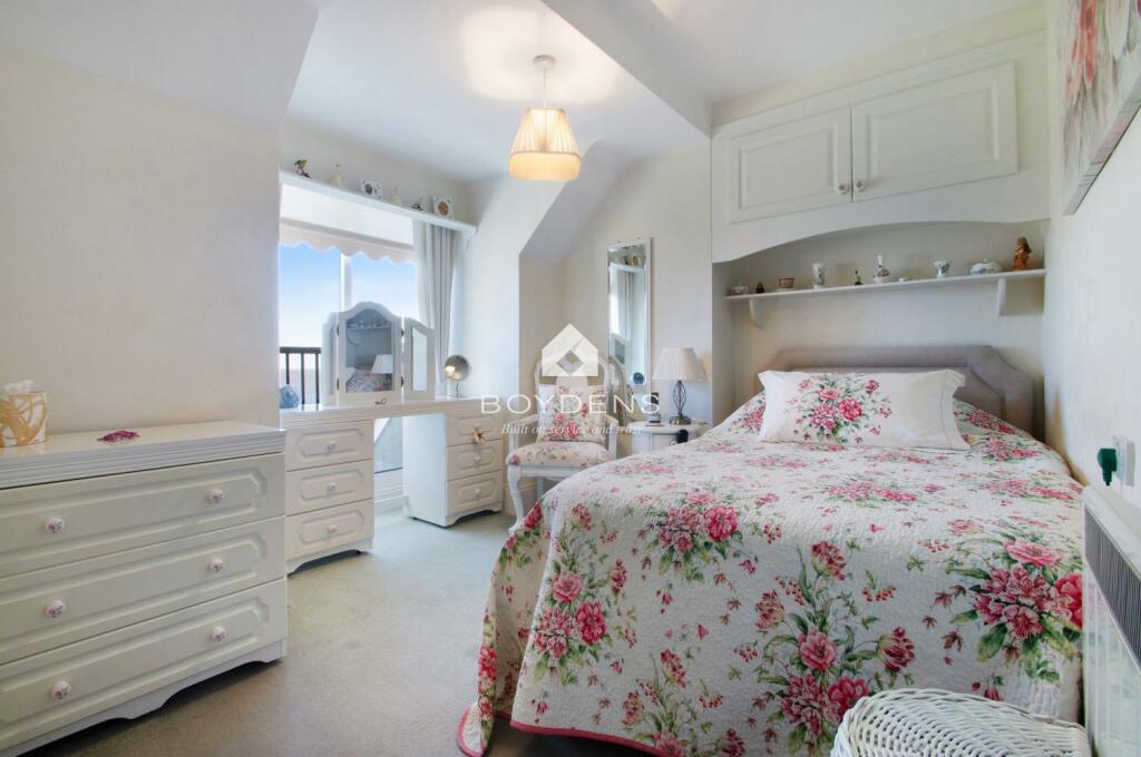 Additional property image - THE GRAND, FRINTON ON SEA