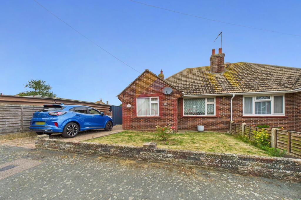 Main image of property: Colchester Road, Holland on Sea