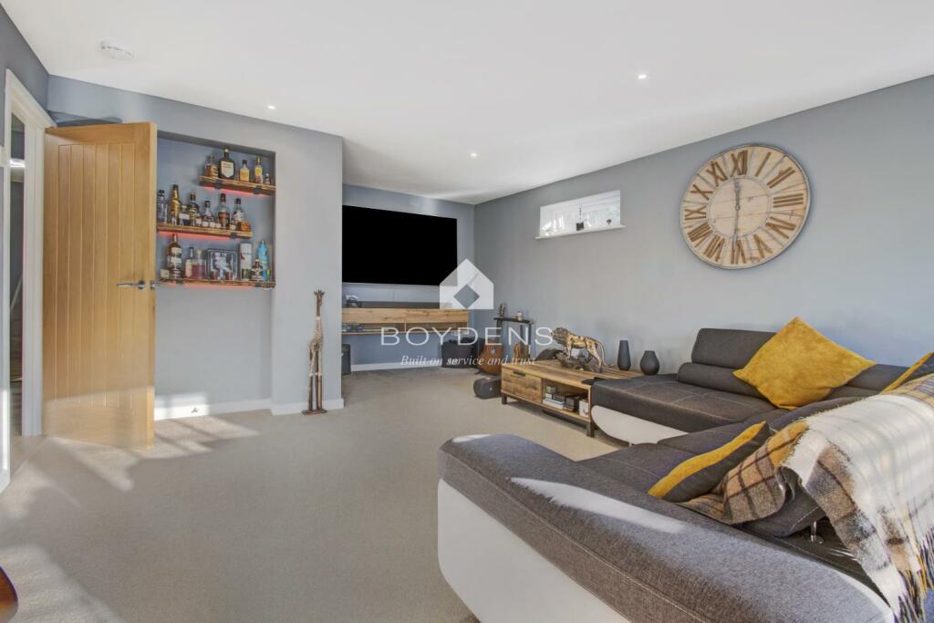 1 bedroom apartment for sale in Coggeshall Road Braintree, CM7