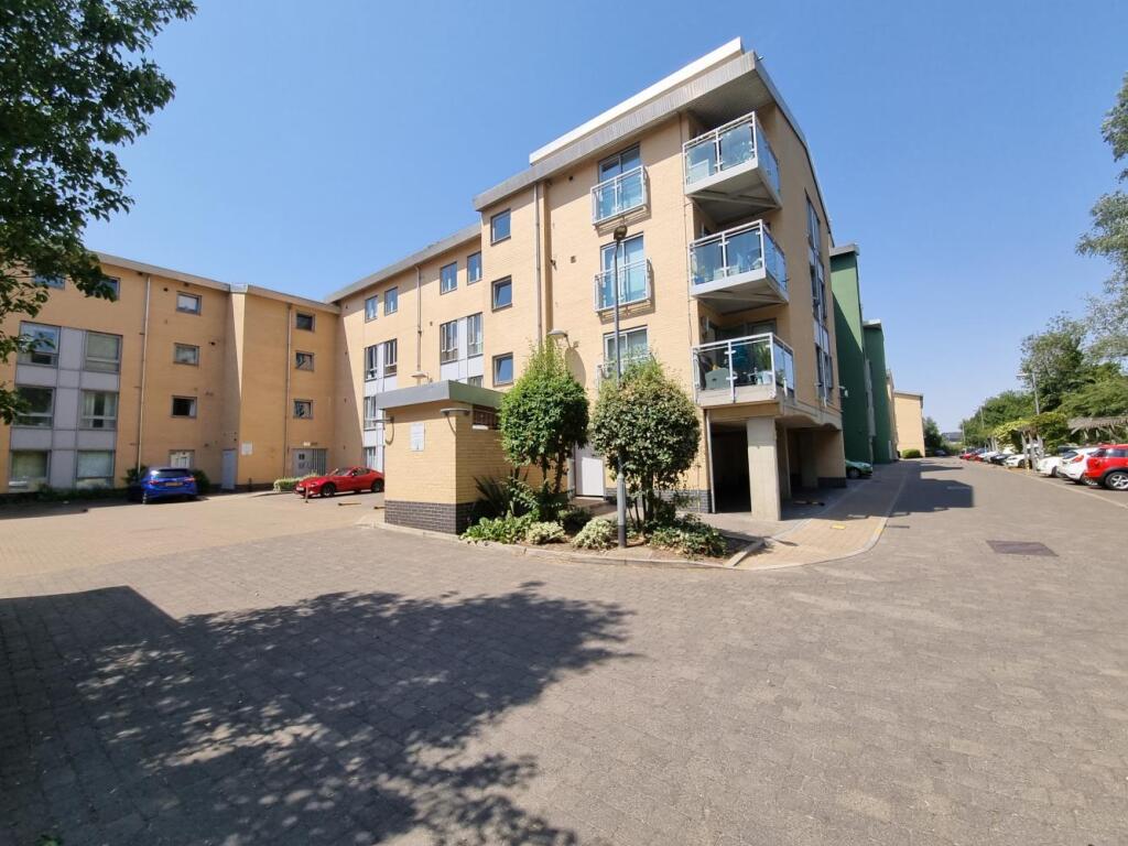 Main image of property: Lockside Marina Chelmsford