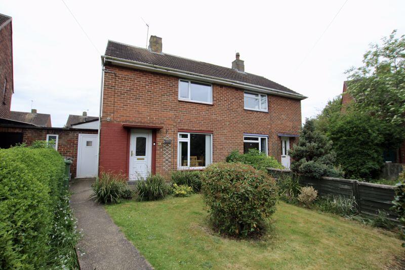 Main image of property: 14 Hatcliffe Gardens, Lincoln