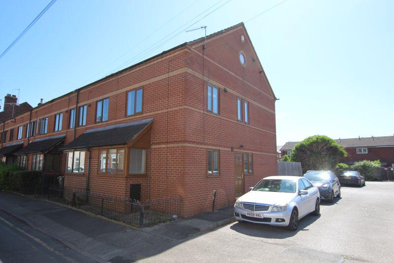 Main image of property: 7 Wilson Street, Lincoln