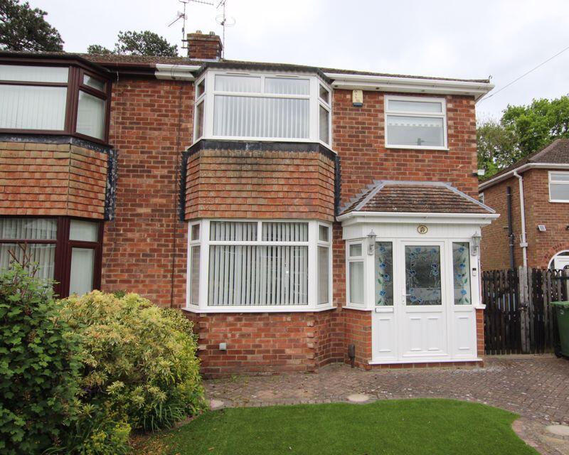 Main image of property: 27 Park Avenue, Lincoln