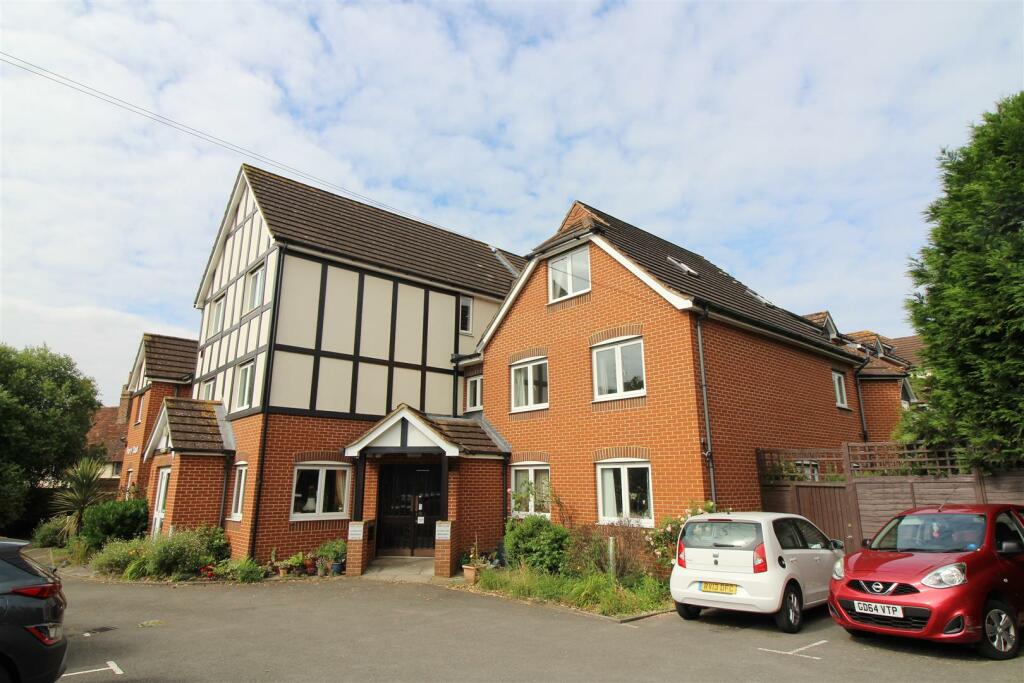 Main image of property: Priory Avenue, Caversham, Reading