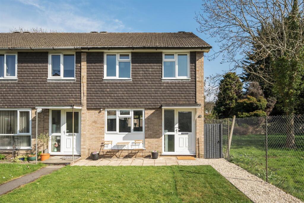 Main image of property: Langford Close, Emmer Green, Reading