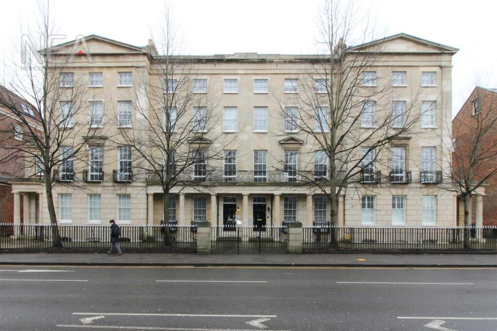 Main image of property: London Road, Reading, Berkshire