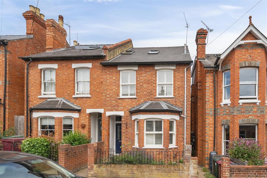 Main image of property: Hemdean Hill, Caversham, Reading