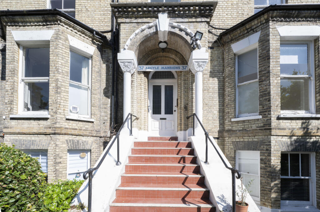 Main image of property: The Avenue, Surbiton, KT5