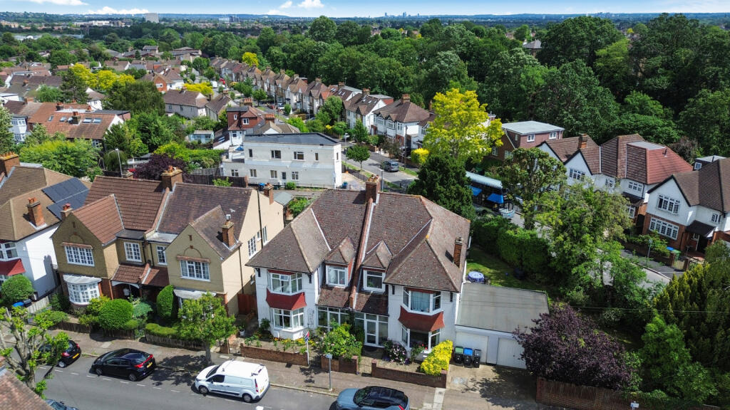 Main image of property: Guilford Avenue, Surbiton, KT5