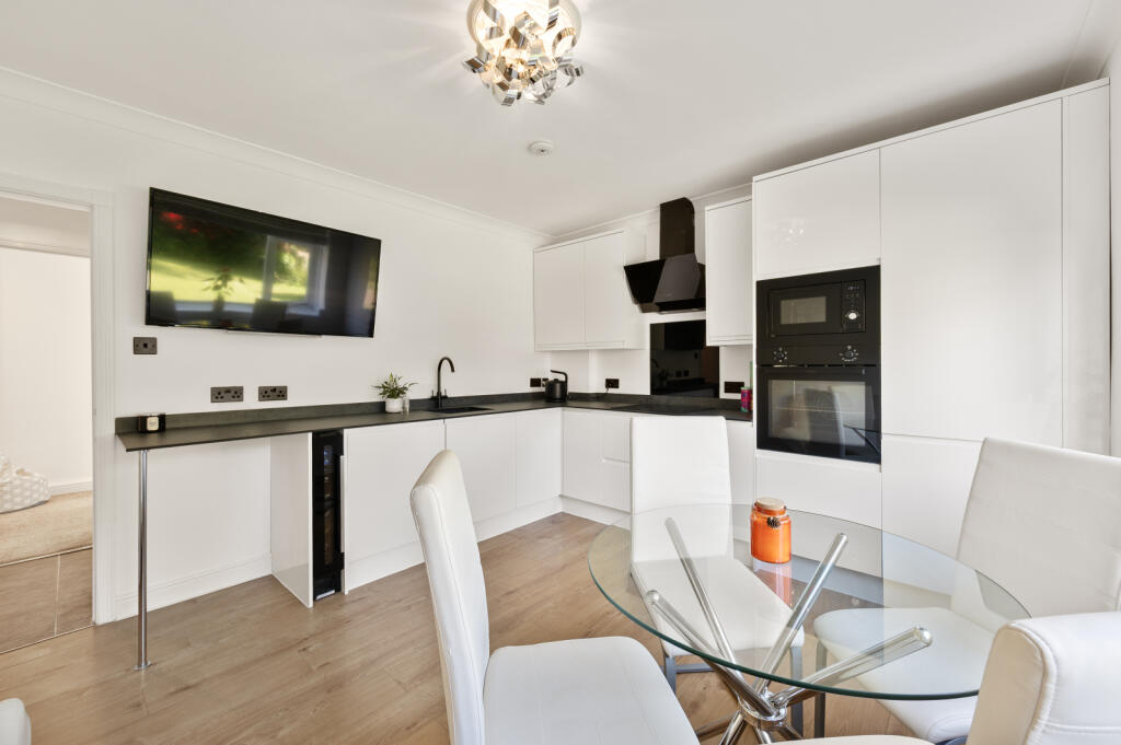 Main image of property: The Avenue, Surbiton, KT5