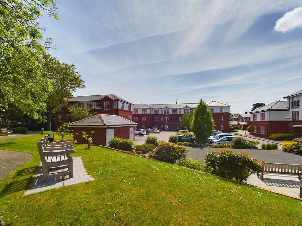 2 bedroom retirement property for sale in Apartment 12, Boughton Hall, Filkins Lane, Chester,, CH3