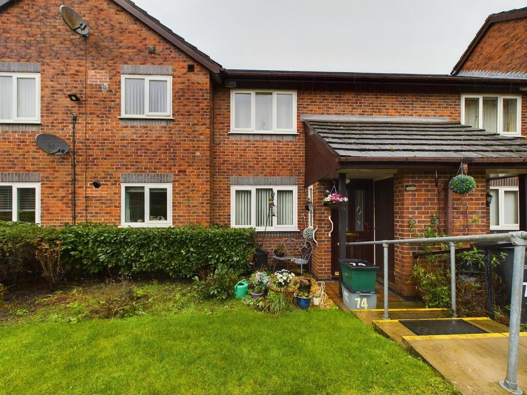 2 bedroom apartment for sale in Pearl Lane, Vicars Cross, CH3