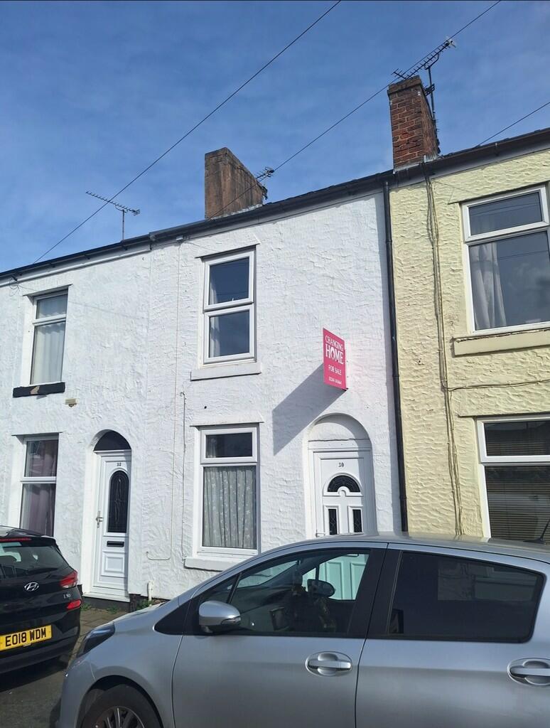 2 bedroom terraced house for sale in Spital Walk, Boughton , CH3